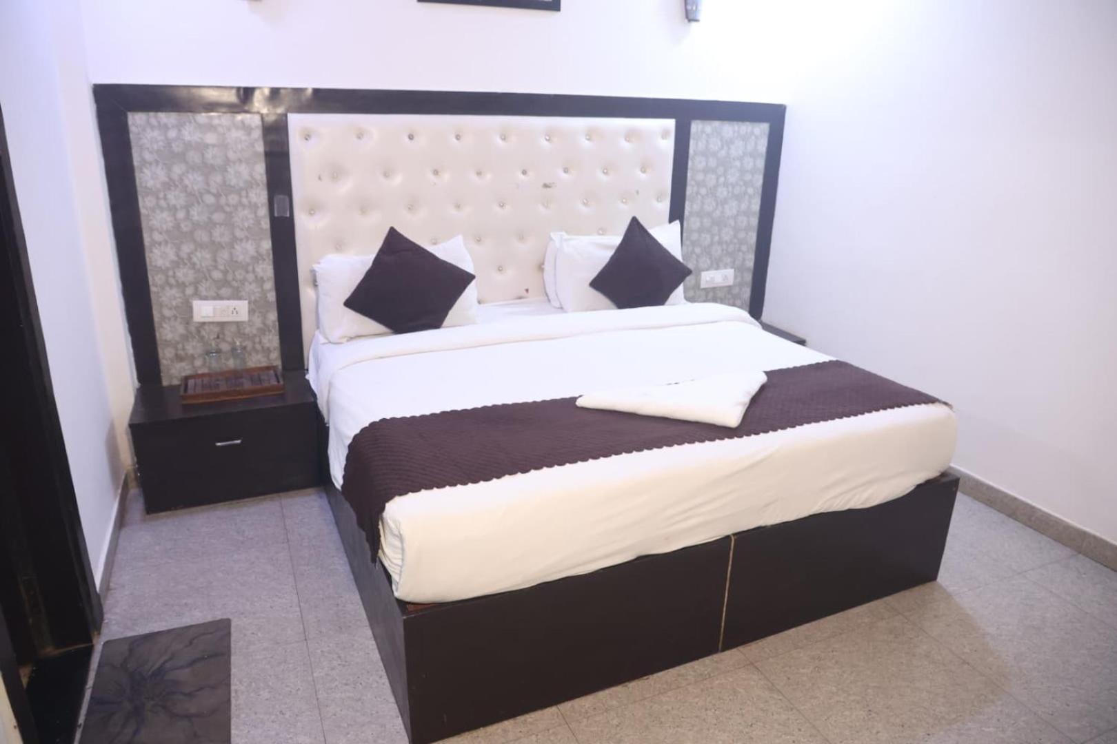 Hotel Grand Father Agra  Zewnętrze zdjęcie